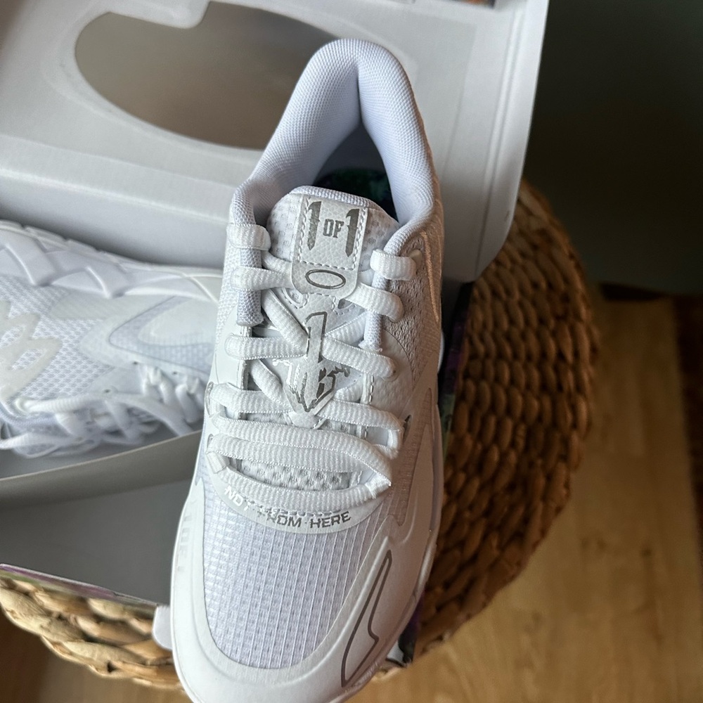 PUMA X LAMELO BALL
Melo basketball ball shoes